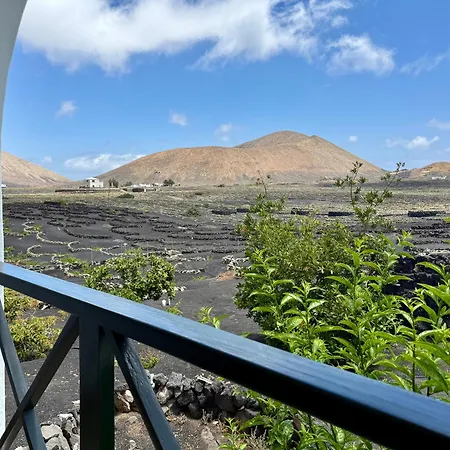 Canaryislandshost I Azucena Вилла